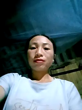 Snapshot of lucybaby00 chatting on September 9, 9:47 pm lucybaby00 online show from September 9, 9:47 pm