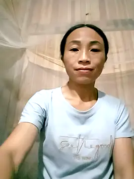 Snapshot of lucybaby00 chatting on September 10, 10:37 am lucybaby00 online show from September 10, 10:37 am