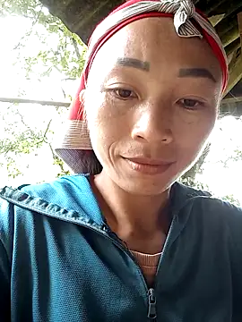 Snapshot of lucybaby00 chatting on September 13, 3:17 am lucybaby00 online show from September 13, 3:17 am