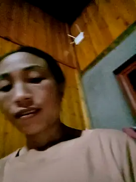 Snapshot of lucybaby00 chatting on September 18, 11:23 am lucybaby00 online show from September 18, 11:23 am