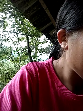 Snapshot of lucybaby00 chatting on September 28, 4:07 am lucybaby00 online show from September 28, 4:07 am