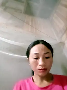 Snapshot of lucybaby00 chatting on September 28, 7:08 pm lucybaby00 online show from September 28, 7:08 pm