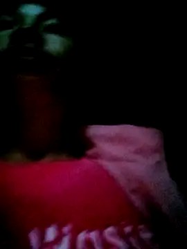 Snapshot of lucybaby00 chatting on September 29, 7:13 am lucybaby00 online show from September 29, 7:13 am