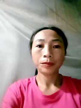 Snapshot of lucybaby00 chatting on September 30, 10:59 pm lucybaby00 online show from September 30, 10:59 pm