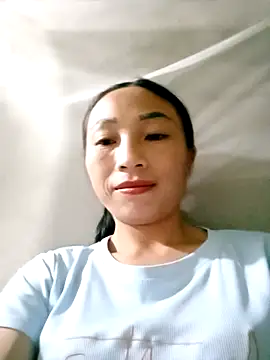 Snapshot of lucybaby00 chatting on October 4, 2:26 pm lucybaby00 online show from October 4, 2:26 pm