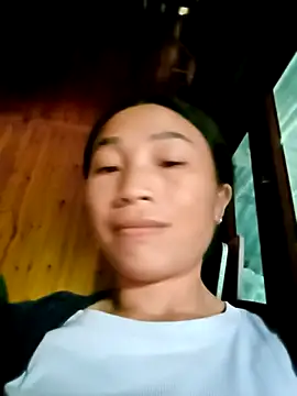 Snapshot of lucybaby00 chatting on October 19, 3:51 am lucybaby00 online show from October 19, 3:51 am