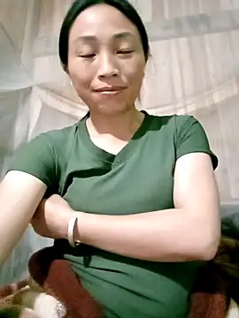 lucybaby00 online show from April 19, 10:36 am