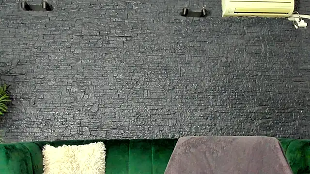 Snapshot of AnneSins chatting on October 2, 6:04 pm AnneSins online show from October 2, 6:04 pm