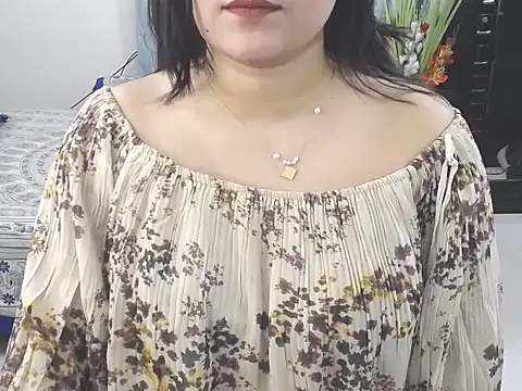 Snapshot of Ridiha_Pari chatting on May 2, 1:38 pm Ridiha Pari online show from May 2, 1:38 pm