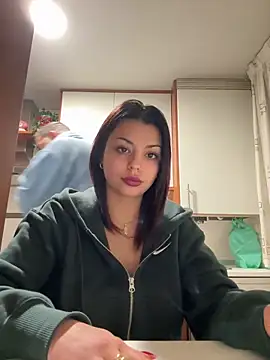 Snapshot of NoeliaGarcia17 chatting on December 23, 12:08 am NoeliaGarcia17 online show from December 23, 12:08 am