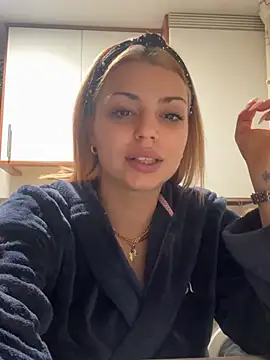 Snapshot of NoeliaGarcia17 chatting on February 6, 11:19 pm NoeliaGarcia17 online show from February 6, 11:19 pm