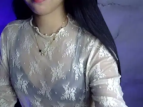 Snapshot of kaira_sharma11 chatting on November 14, 5:33 pm kaira sharma11 online show from November 14, 5:33 pm