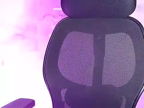 Snapshot of kaira_sharma11 chatting on March 5, 4:25 pm kaira sharma11 online show from March 5, 4:25 pm