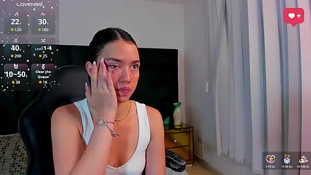 SaraWagner  online show from March 31, 12:12 am