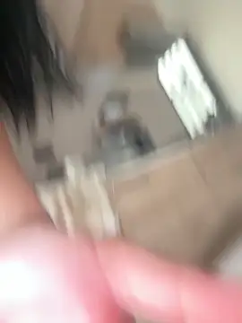 MacaW09 online show from April 8, 10:10 pm