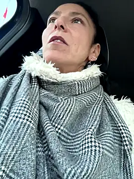 eddivad6974 online show from November 26, 3:35 pm