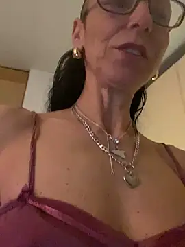 eddivad6974 online show from February 4, 7:47 am