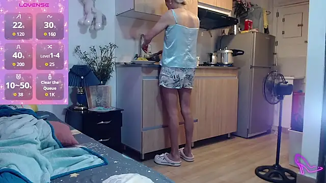 AllysonStonne online show from February 27, 12:43 am