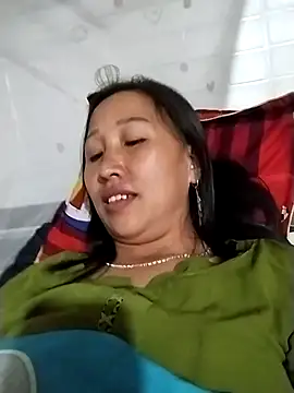 cute love00 online show from February 25, 11:31 am