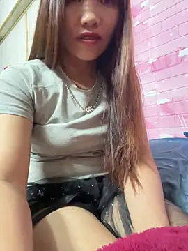 Snapshot of adbosa_00 chatting on April 30, 8:57 pm adbosa 00 online show from April 30, 8:57 pm