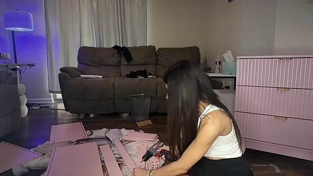 bbgurlnickii online show from February 5, 8:35 pm