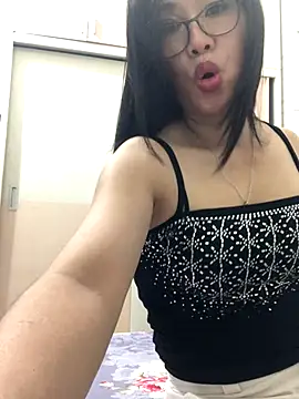 Snapshot of Vitamin_sexy chatting on September 28, 6:19 am Vitamin sexy online show from September 28, 6:19 am