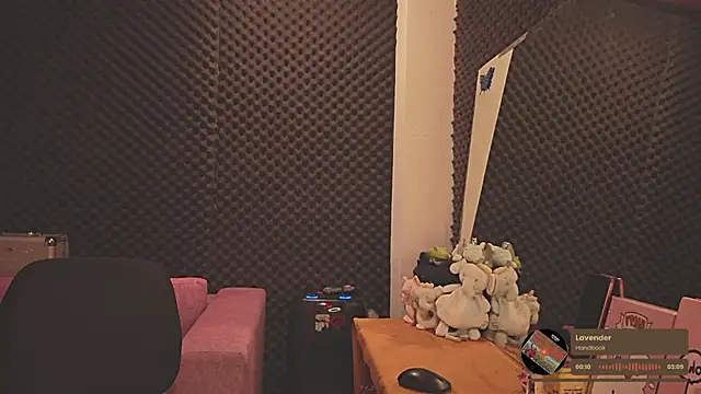 Snapshot of gigifontaine__ chatting on October 7, 8:39 pm gigifontaine   online show from October 7, 8:39 pm