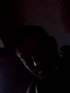 Snapshot of Andrez5041 chatting on September 13, 11:32 am Andrez5041 online show from September 13, 11:32 am