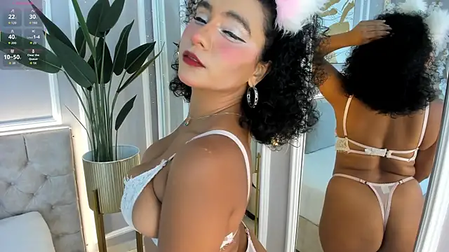 ellette   online show from November 12, 7:13 pm