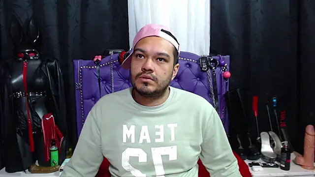 Snapshot of Stevens_db chatting on September 14, 4:44 am Stevens db online show from September 14, 4:44 am