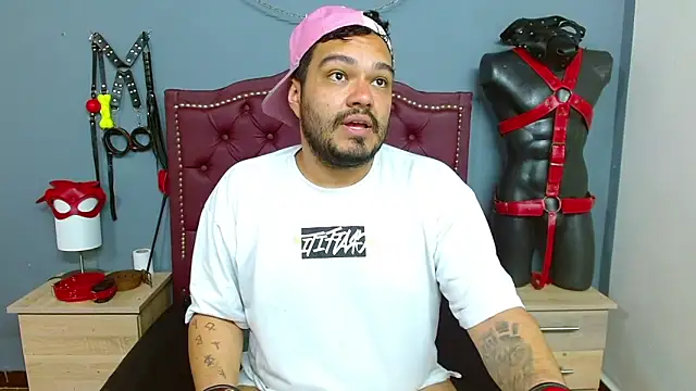 Snapshot of Stevens_db chatting on September 22, 10:34 pm Stevens db online show from September 22, 10:34 pm