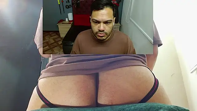 Snapshot of Stevens_db chatting on October 2, 11:34 pm Stevens db online show from October 2, 11:34 pm