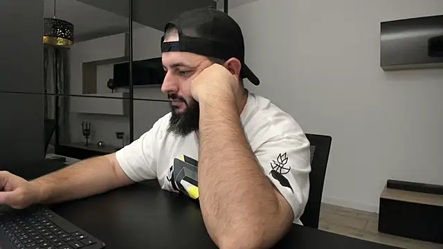 DravenPeak online show from December 1, 10:15 pm