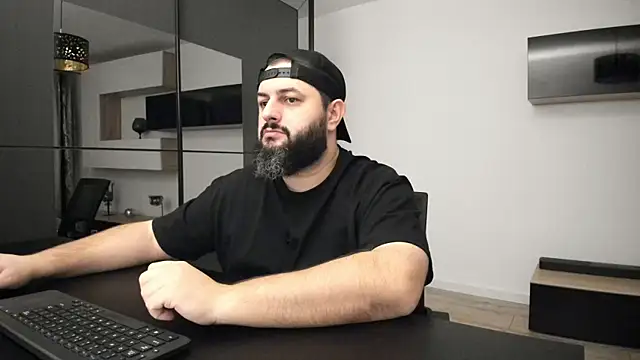 DravenPeak online show from December 17, 3:07 pm