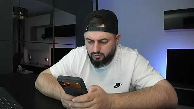 DravenPeak online show from April 18, 7:58 pm