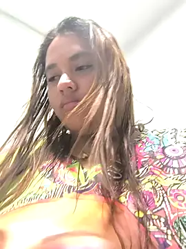 Snapshot of butterfly777_ chatting on December 4, 11:41 am butterfly777 online show from December 4, 11:41 am