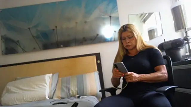 Mirianzapata 1 online show from January 18, 10:24 pm