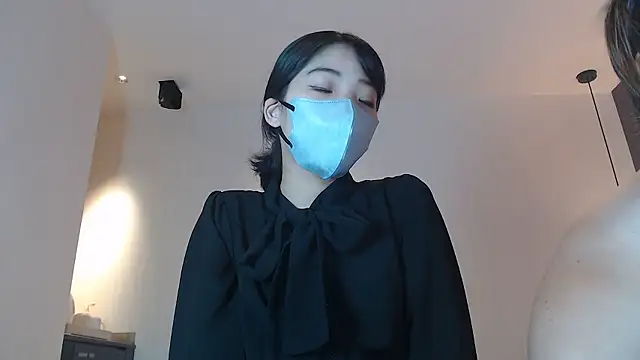 Snapshot of BROsister chatting on November 10, 9:19 am BROsister online show from November 10, 9:19 am