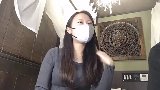 Snapshot of BROsister chatting on December 5, 10:13 am BROsister online show from December 5, 10:13 am