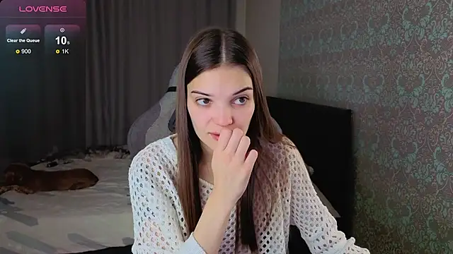 Snapshot of magic_shy_ chatting on November 19, 1:49 am magic shy online show from November 19, 1:49 am