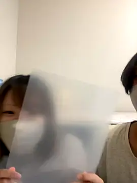 Snapshot of reon_reonreon chatting on October 23, 6:02 am reon reonreon online show from October 23, 6:02 am