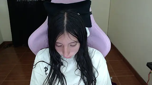 ScarlettShirahoshi online show from September 14, 7:57 pm