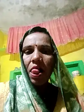 Pinky12A online show from September 24, 8:01 pm