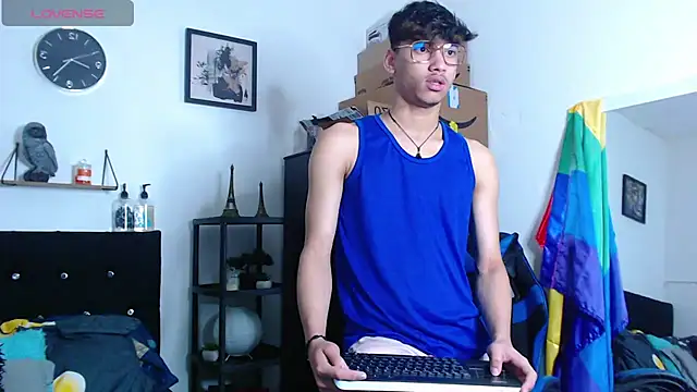 Gael Jones online show from September 28, 2:22 pm