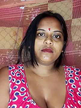 Snapshot of Hot-Show2 chatting on October 12, 1:04 am Hot-Show2 online show from October 12, 1:04 am