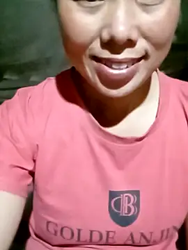 Snapshot of LyyChac chatting on November 27, 10:06 am LyyChac online show from November 27, 10:06 am