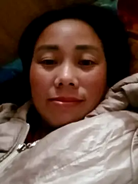 Snapshot of LyyChac chatting on December 1, 11:15 am LyyChac online show from December 1, 11:15 am