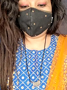 indian-hotmilfs online show from April 12, 7:19 pm