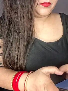 indian-hotmilfs online show from June 5, 7:08 pm