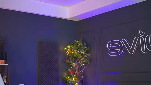 SiennaRuh online show from January 15, 12:43 pm